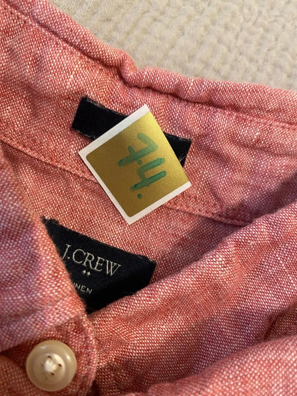 J. Crew Slim fit Linen  Short-Sleeve Button Down Shirt in Heathered pink. Size S